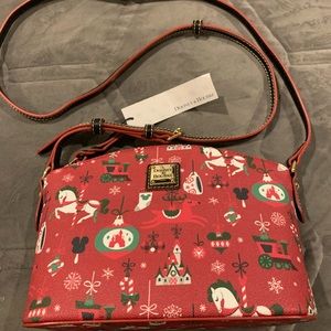 NWT DISNEY DOUNEY & BOURKE CHRISTMAS FARMHOUSE